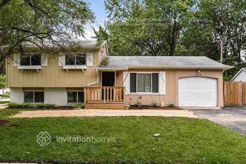 169 Bedford Rd - Photo 3 of 5