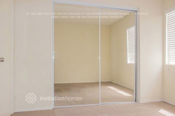 14082 Chaparral Ave - Photo 5 of 9