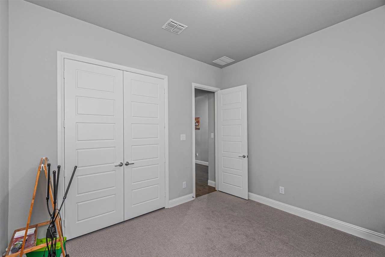 13237 Jonata St - Photo 7 of 40