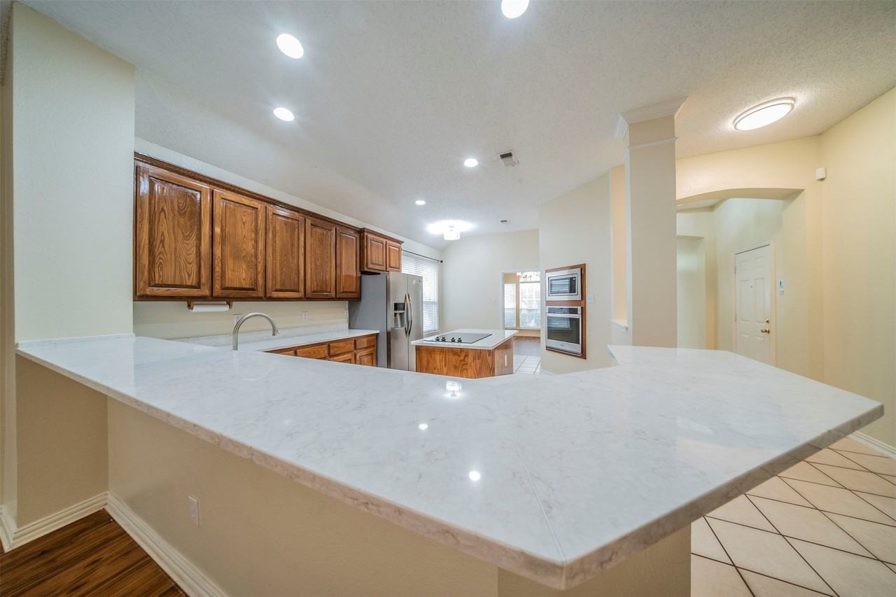4709 Belladonna Dr - Photo 4 of 18