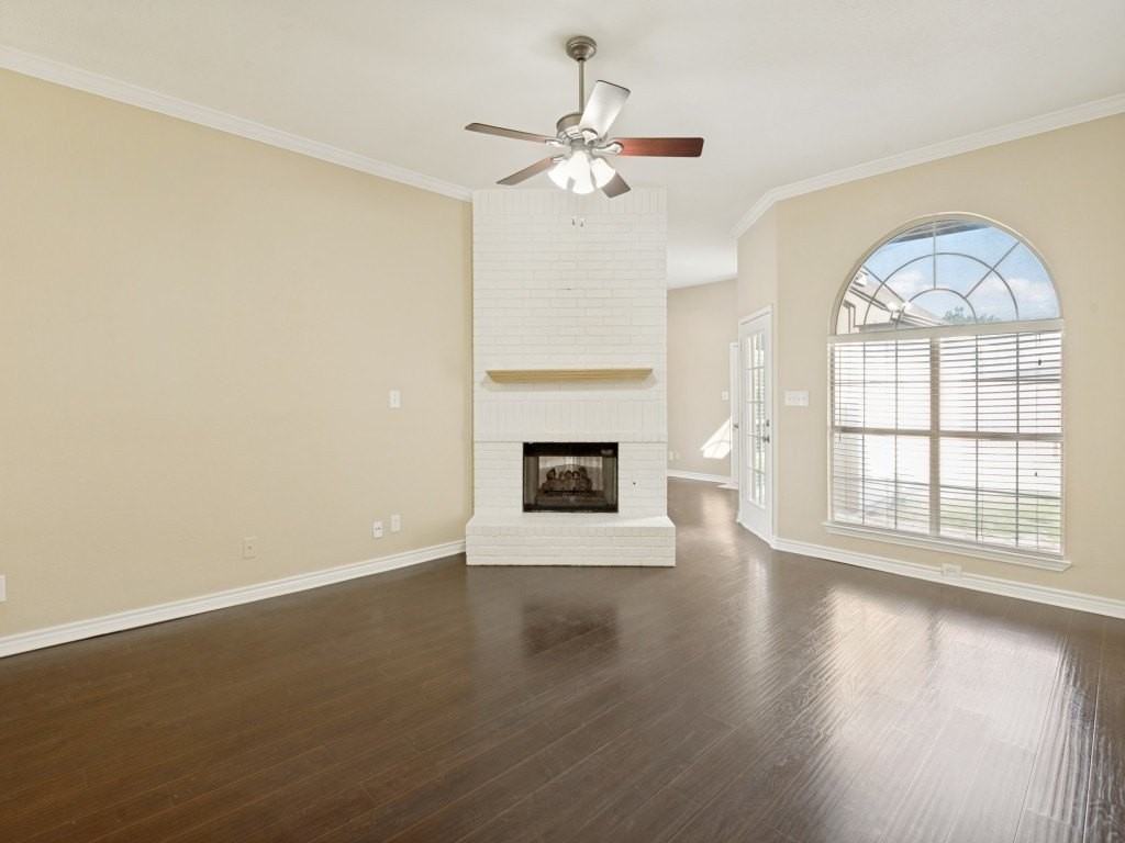 7004 Sample Dr - Photo 5 of 25