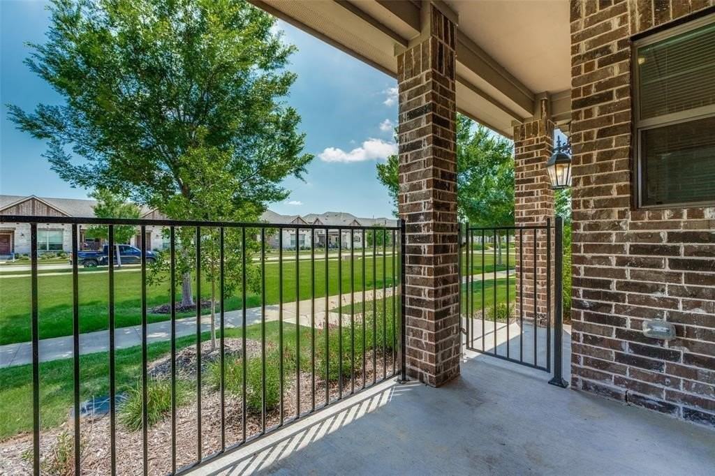 3930 Dalea Dr - Photo 6 of 28