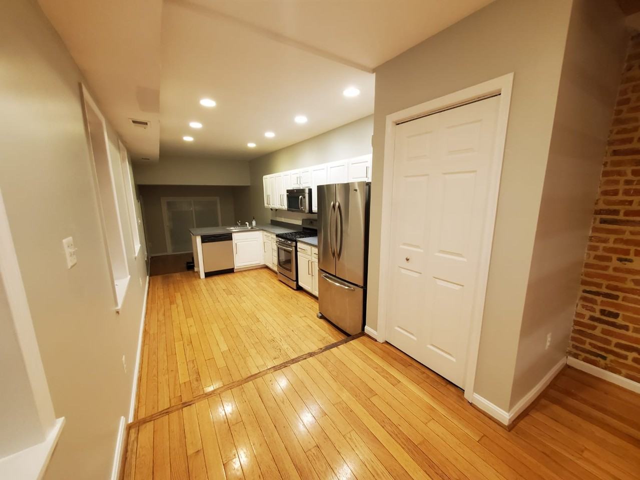 1430 Light St #1 - Photo 3 of 11