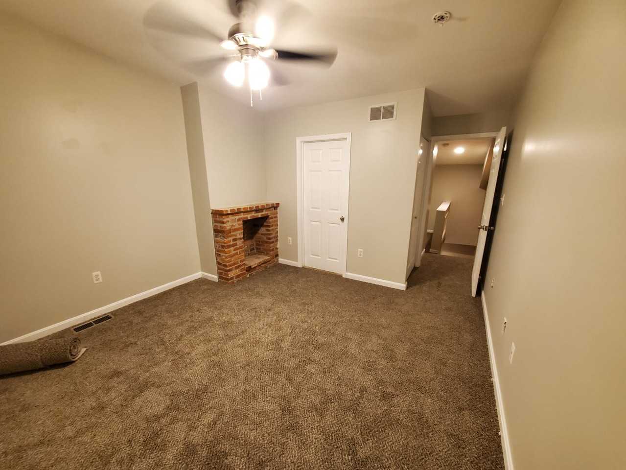 1430 Light St #1 - Photo 7 of 11