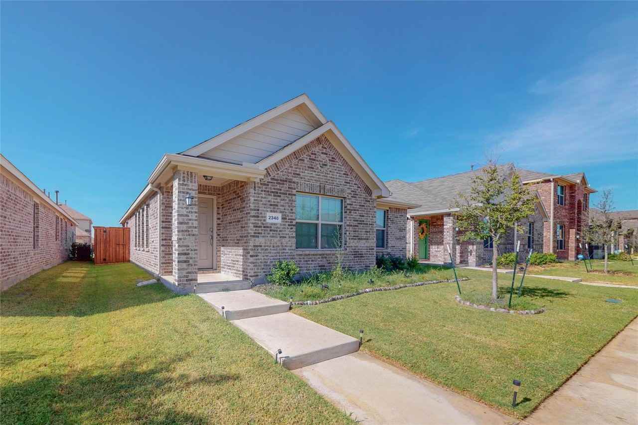 2348 Evening Stone Dr - Photo 3 of 30