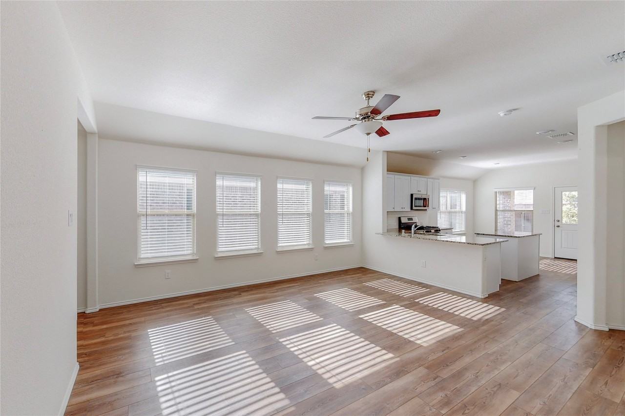 2348 Evening Stone Dr - Photo 4 of 30