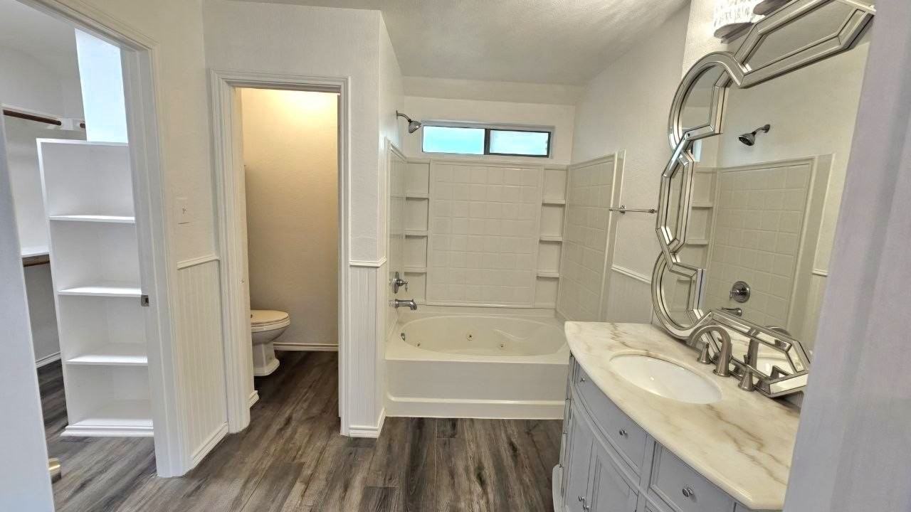 9324 Warren Dr - Photo 6 of 16