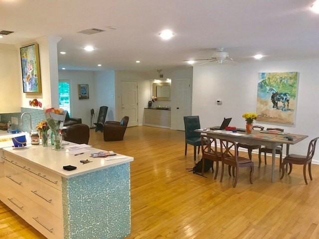 6536 Dykes Way - Photo 3 of 9
