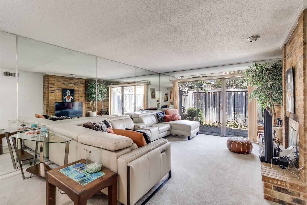 12219 Montego Plz - Photo 2 of 15