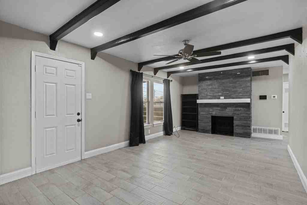 1308 Laurel Ave - Photo 7 of 21
