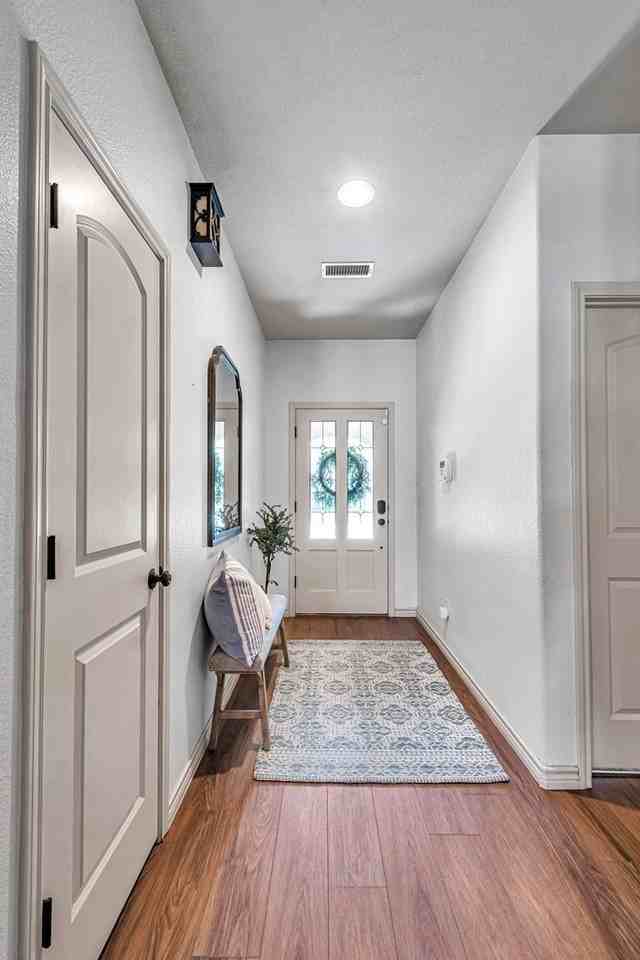 5908 Pedernales Dr - Photo 4 of 37