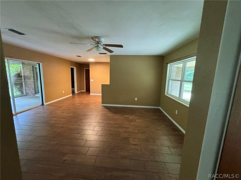 722 Sherwood Ave - Photo 4 of 19