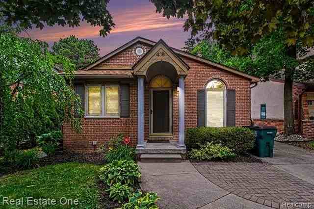 418 Austin Ave