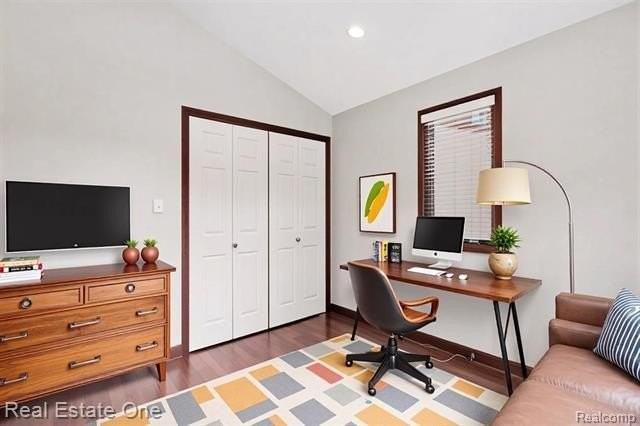 418 Austin Ave - Photo 3 of 30