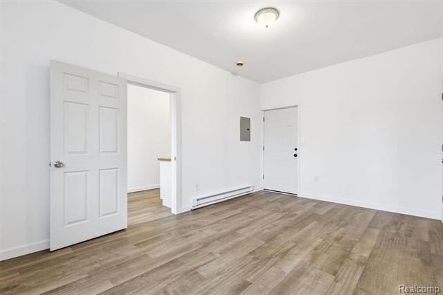 3295 Rochester St #1 - Photo 5 of 8