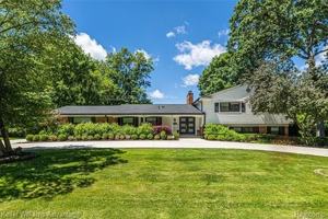 featured image of 5722 Raven Rd