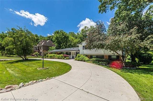 5722 Raven Rd - Photo 2 of 34