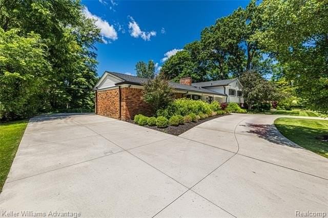 5722 Raven Rd - Photo 3 of 34