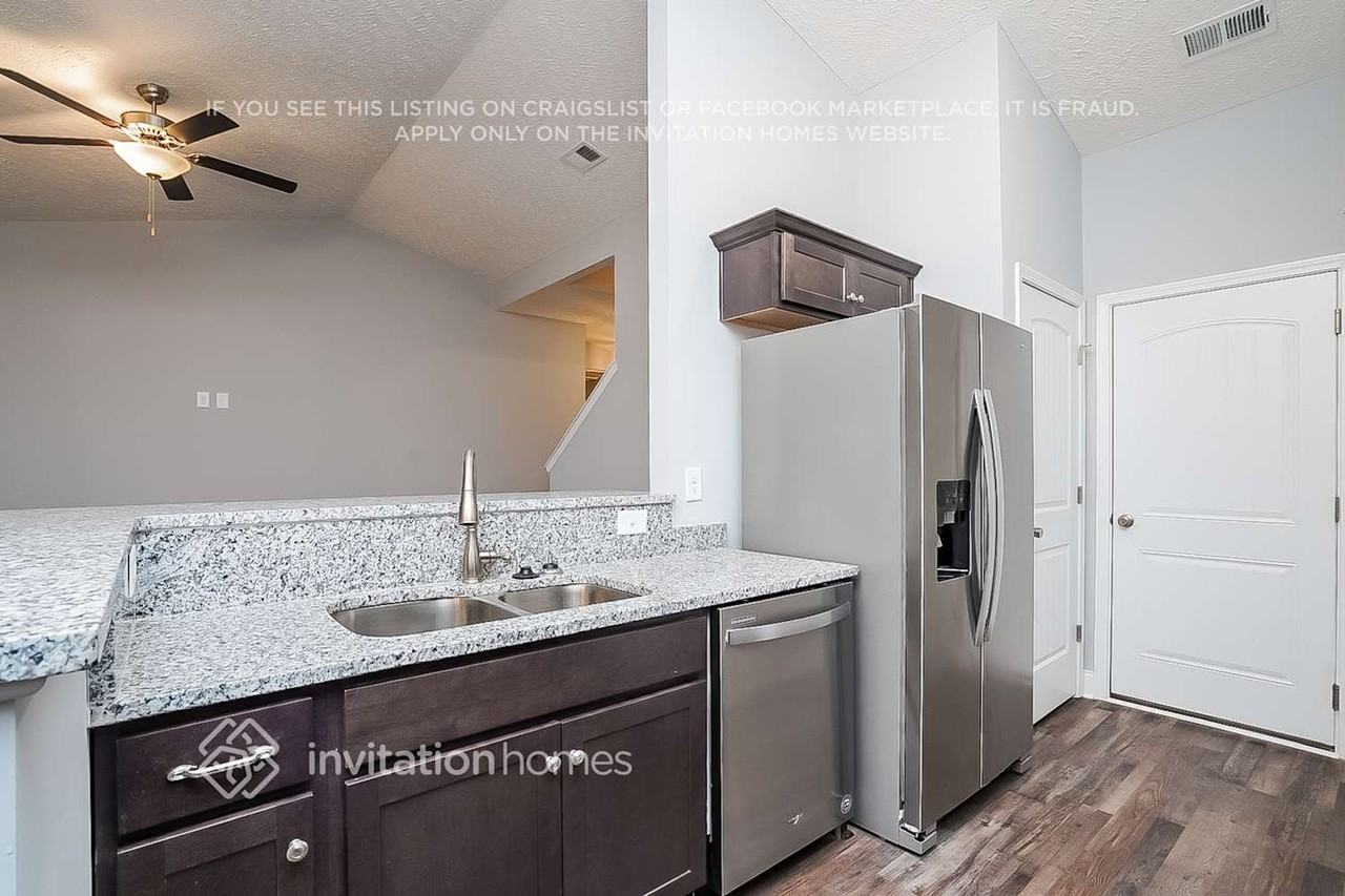 737 Cedar Ln - Photo 7 of 16