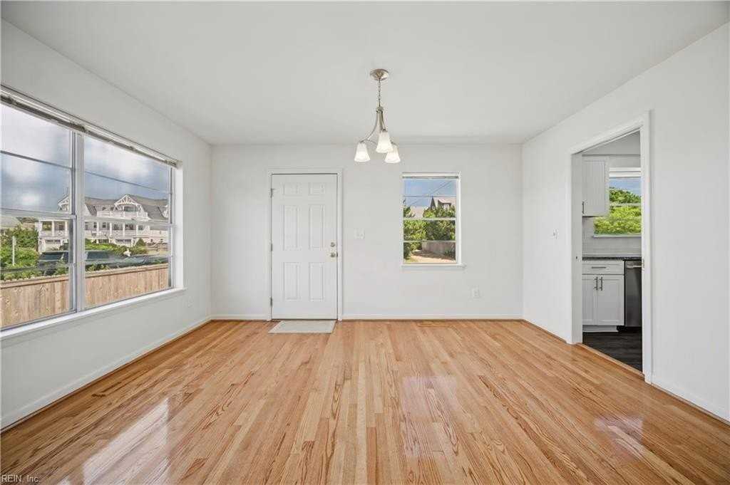 108 61st St #A - Photo 5 of 21