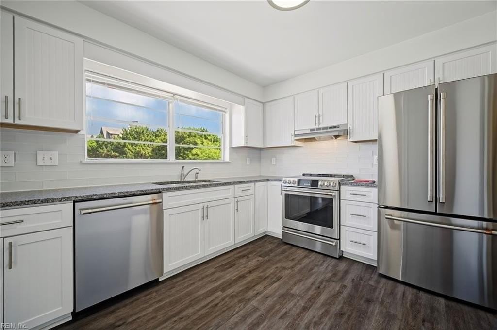 108 61st St #A - Photo 3 of 21