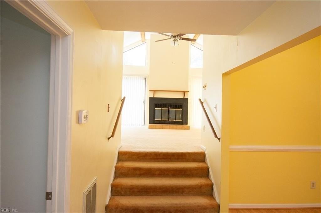 510 Virginia Ave - Photo 6 of 20