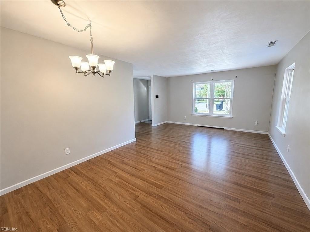 5533 Society Ct - Photo 3 of 13