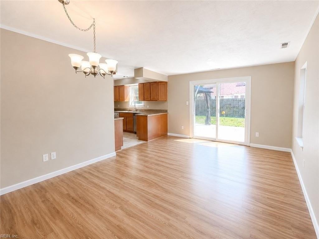 5533 Society Ct - Photo 4 of 13