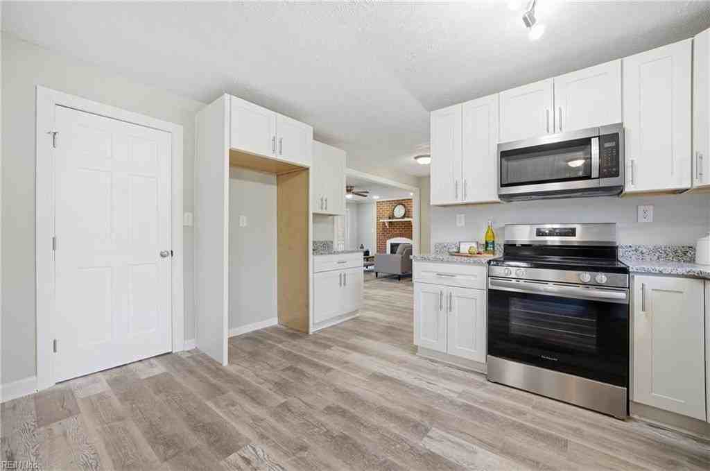 9R Rhodelia Ln - Photo 5 of 42