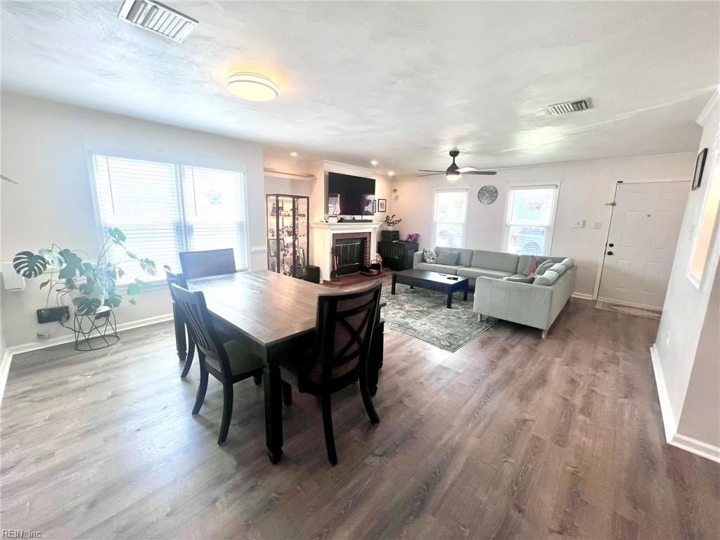 1424 Marmora Rd - Photo 6 of 48