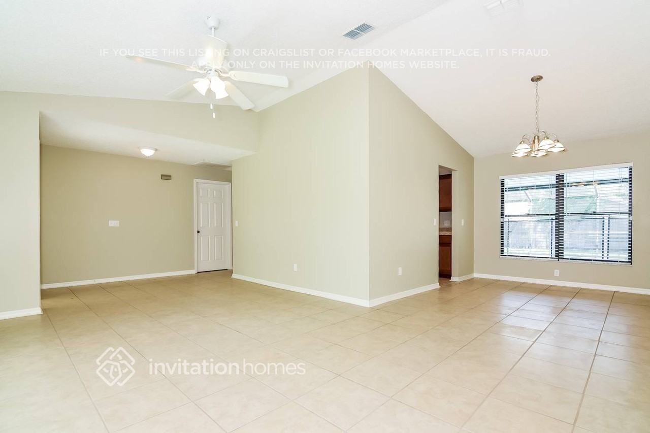 2537 Arborwood Dr - Photo 4 of 21