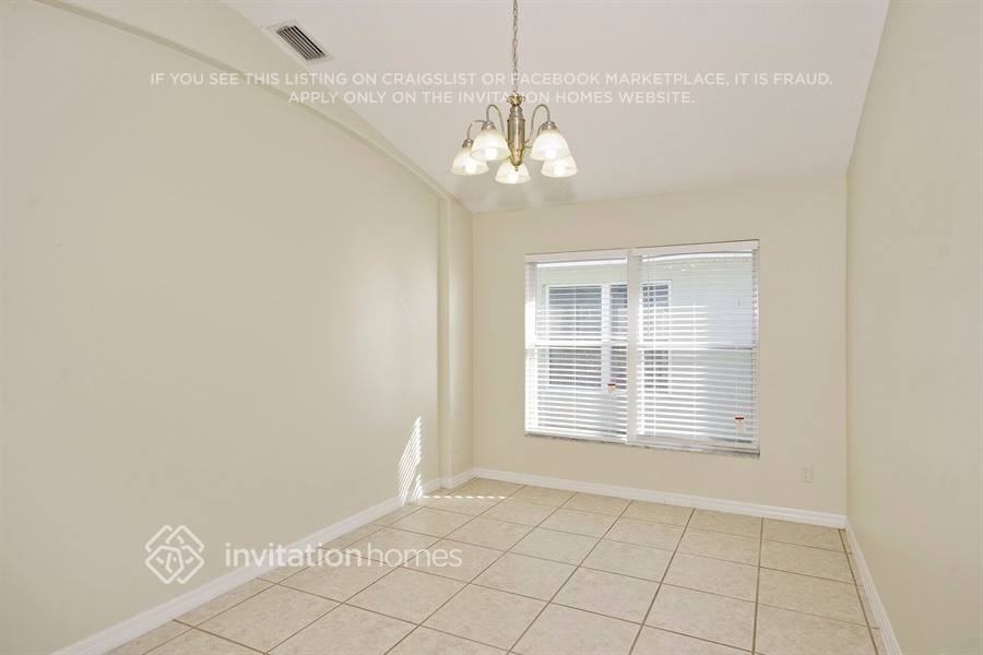 910 Shaw Cir - Photo 3 of 14