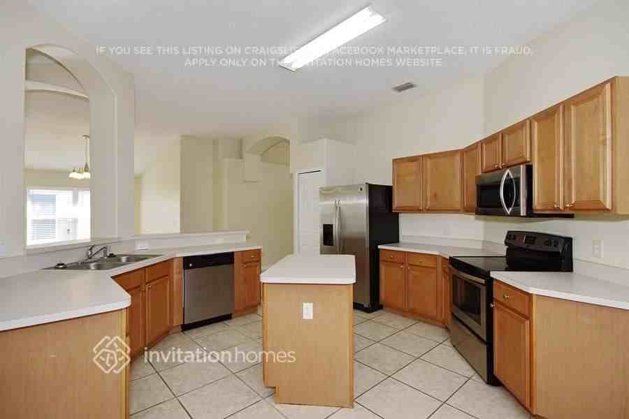 910 Shaw Cir - Photo 5 of 14