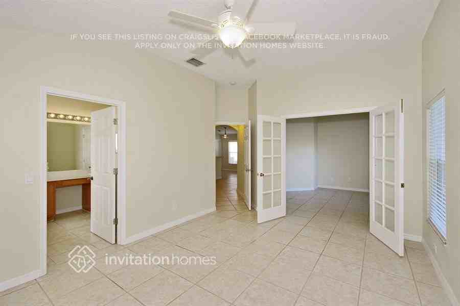 910 Shaw Cir - Photo 6 of 14