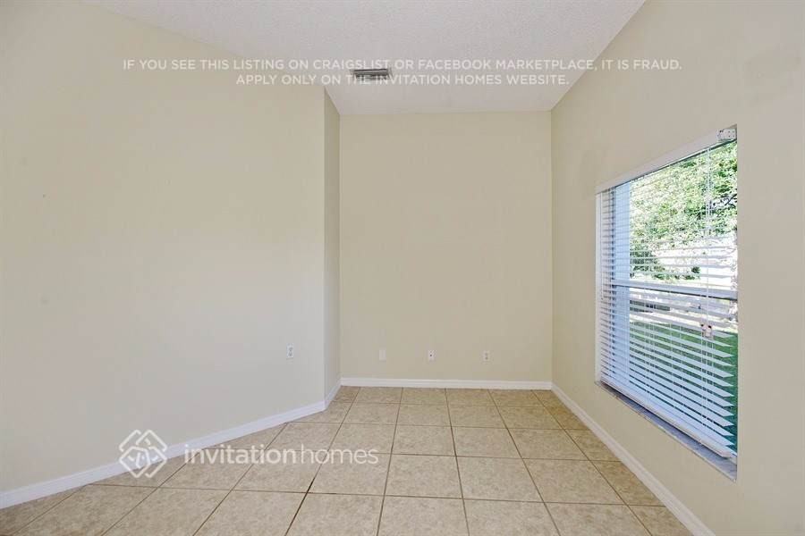 910 Shaw Cir - Photo 7 of 14