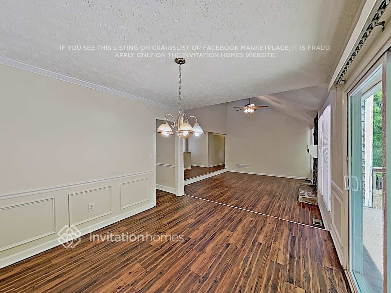 4042 Maxanne Dr Nw - Photo 5 of 18