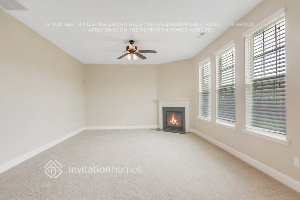 2709 Communion Ct - Photo 4 of 23
