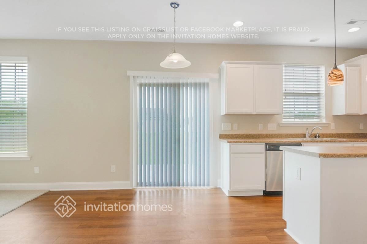 2709 Communion Ct - Photo 7 of 23