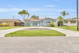 2200 N 47th Ave - Photo 1 of 1