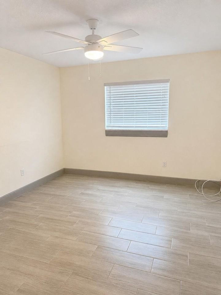 907 Antigua Ave - Photo 6 of 23