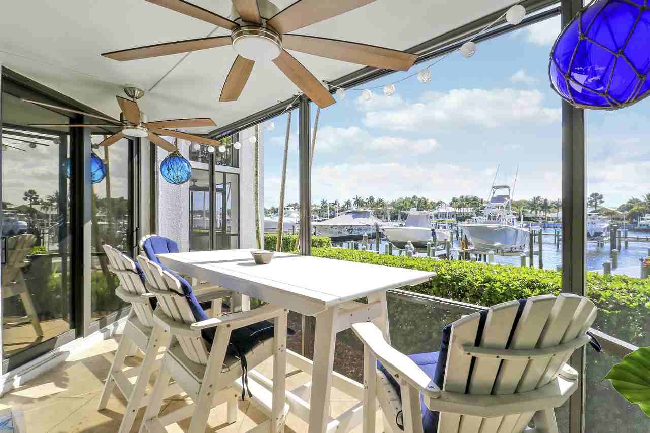 515 Bay Colony Dr N - Photo 4 of 50