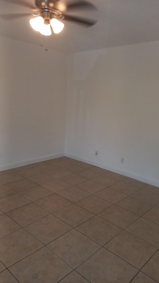 4165 Sw 67th Ave #208B - Photo 6 of 6