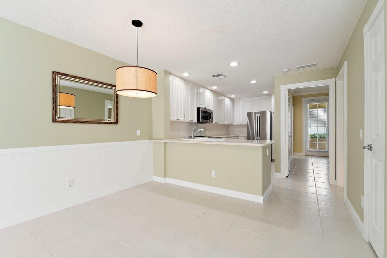 4526 Illicium Dr - Photo 7 of 50