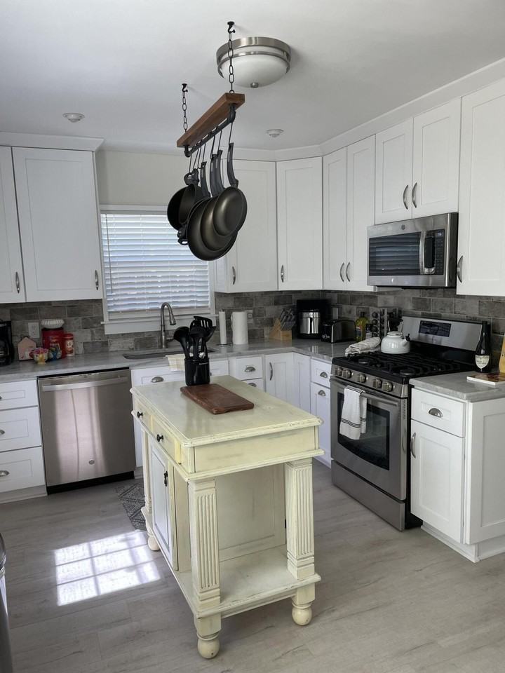 1609 N M St - Photo 7 of 24