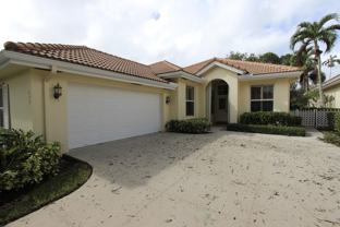 117 Hampton Cir - Photo 1 of 1