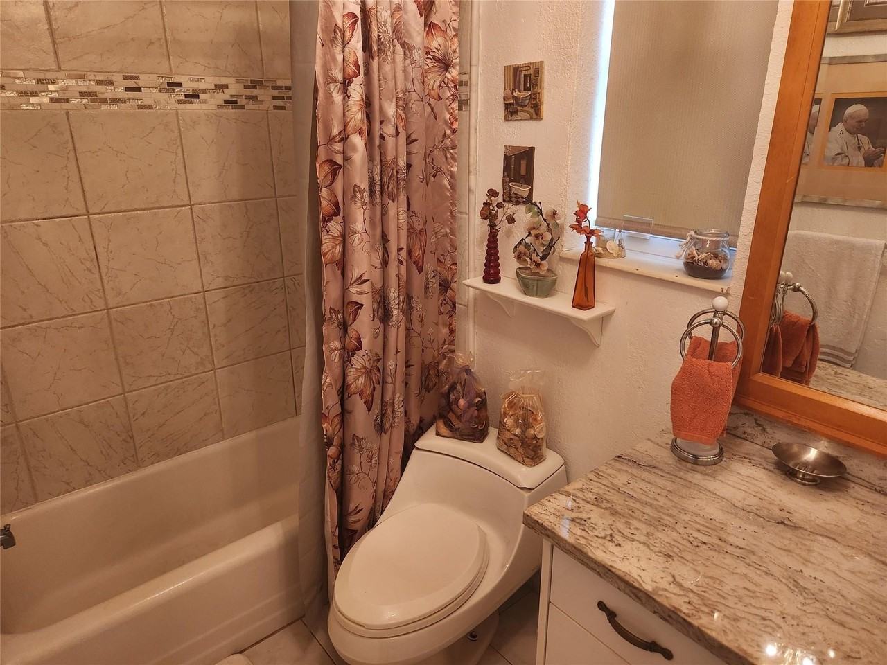 1597 Ne 53rd Ct - Photo 6 of 32