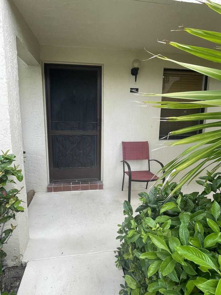 4598 Lucerne Lakes Blvd E #101 - Photo 2 of 19