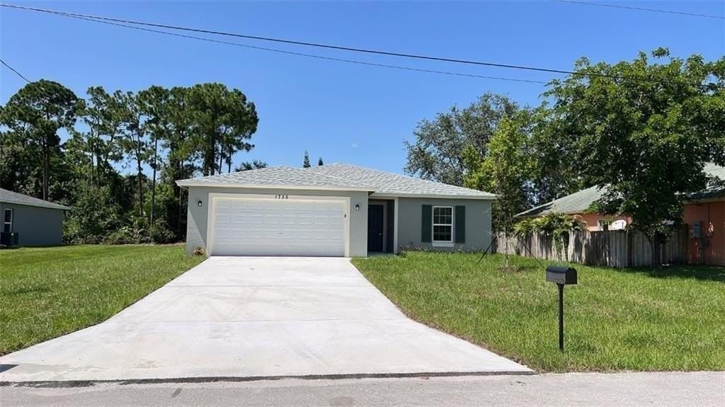 1755 Sw Cannon Ave - Photo 2 of 21
