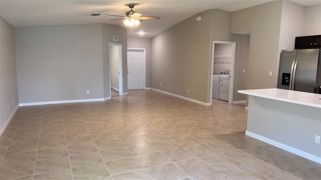 1755 Sw Cannon Ave - Photo 4 of 21