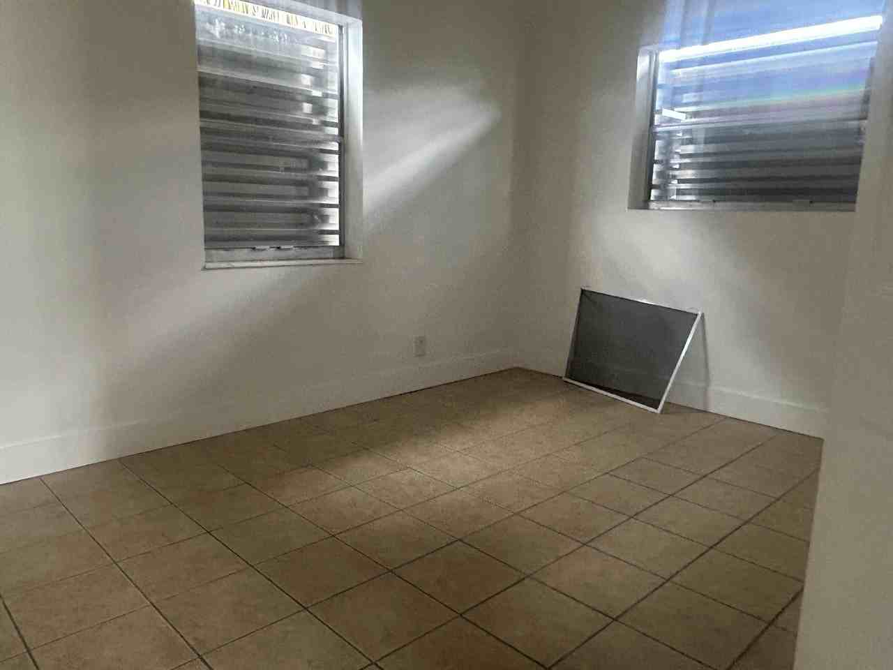 1528 Avenue S #0 - Photo 6 of 9